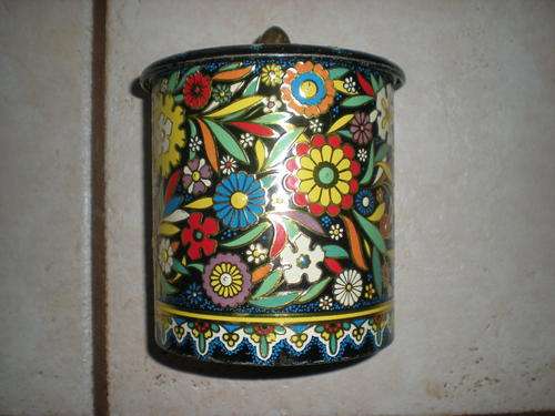Multi colour tin